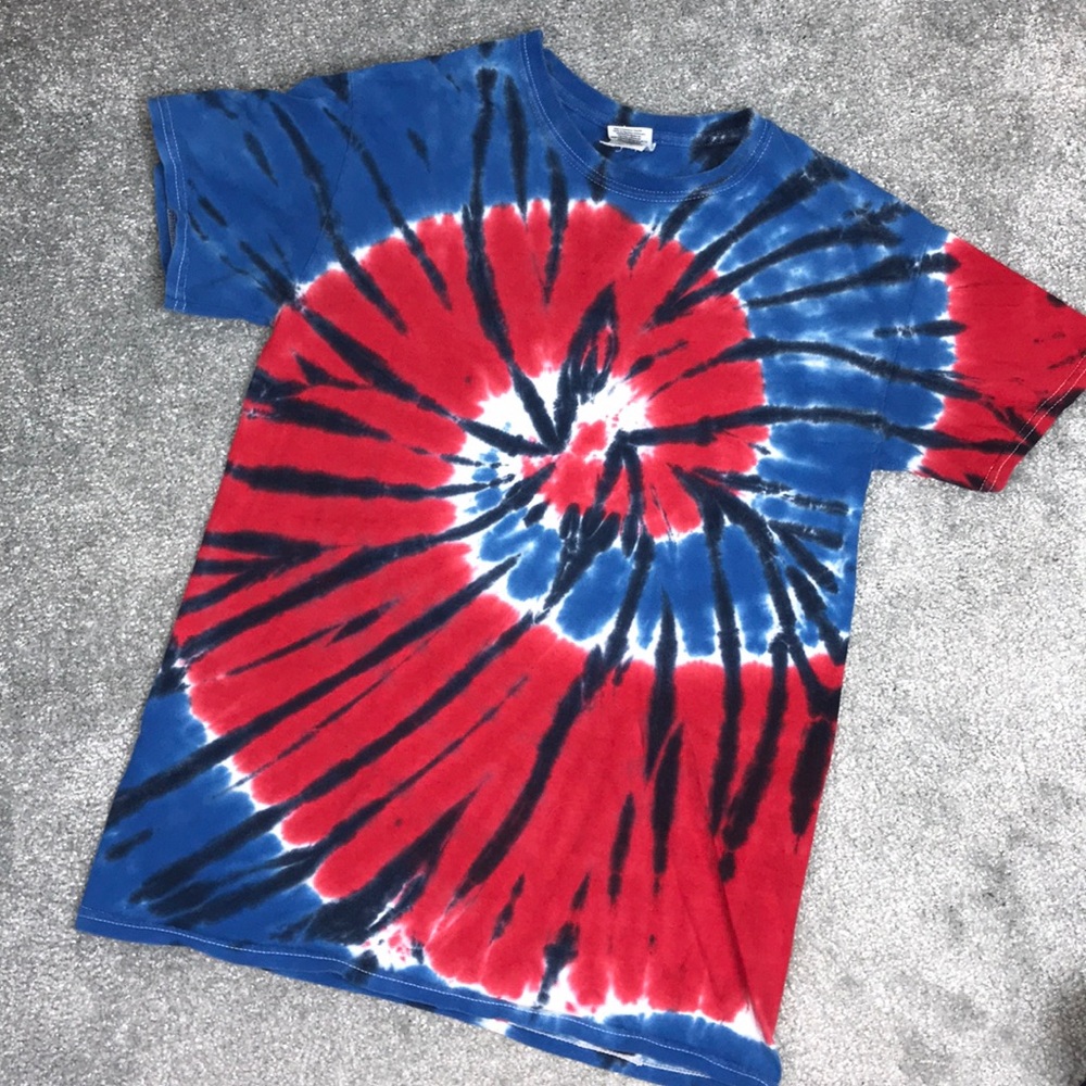 Tye Dye Red White and Blue Shirt Small